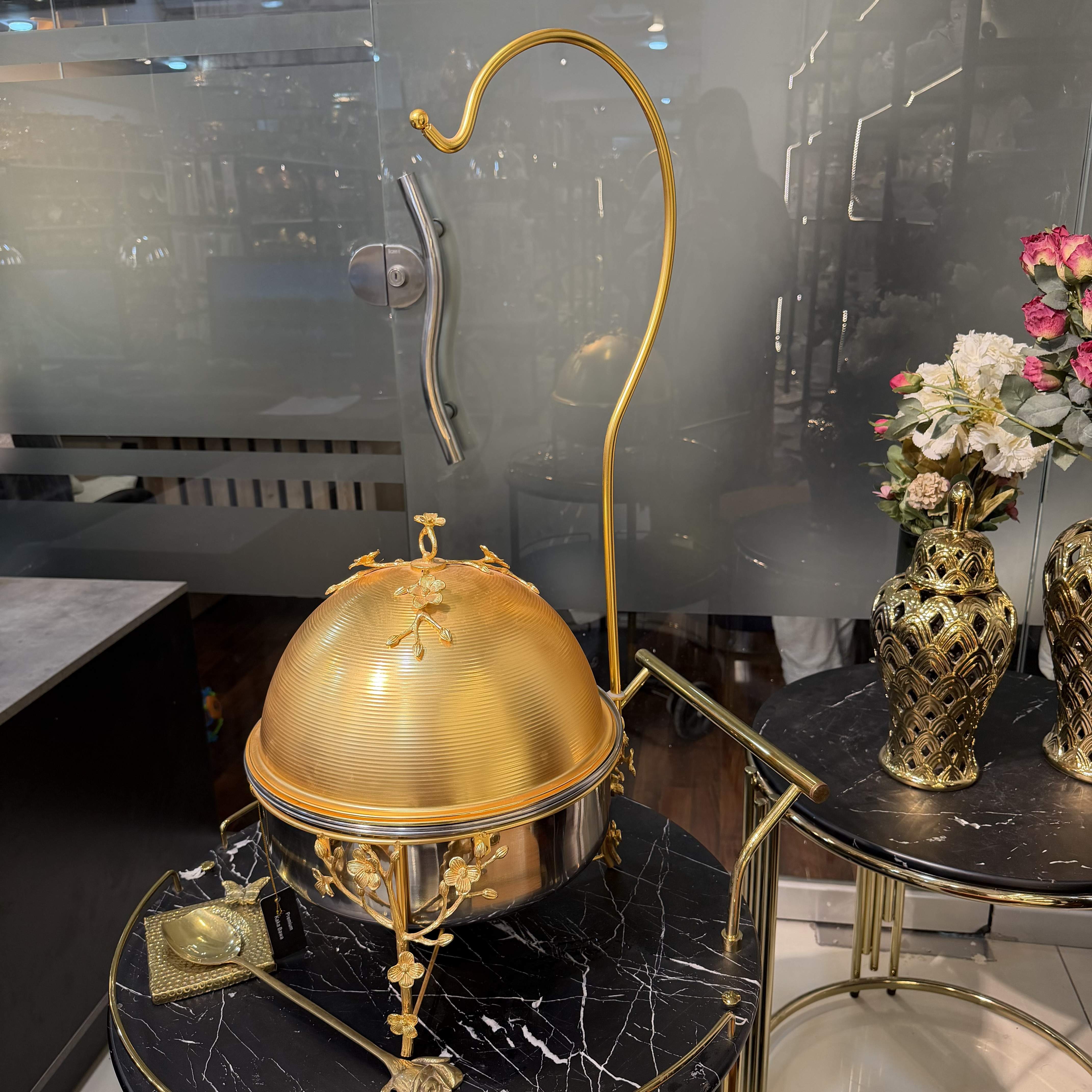 Oak Chafing Dish