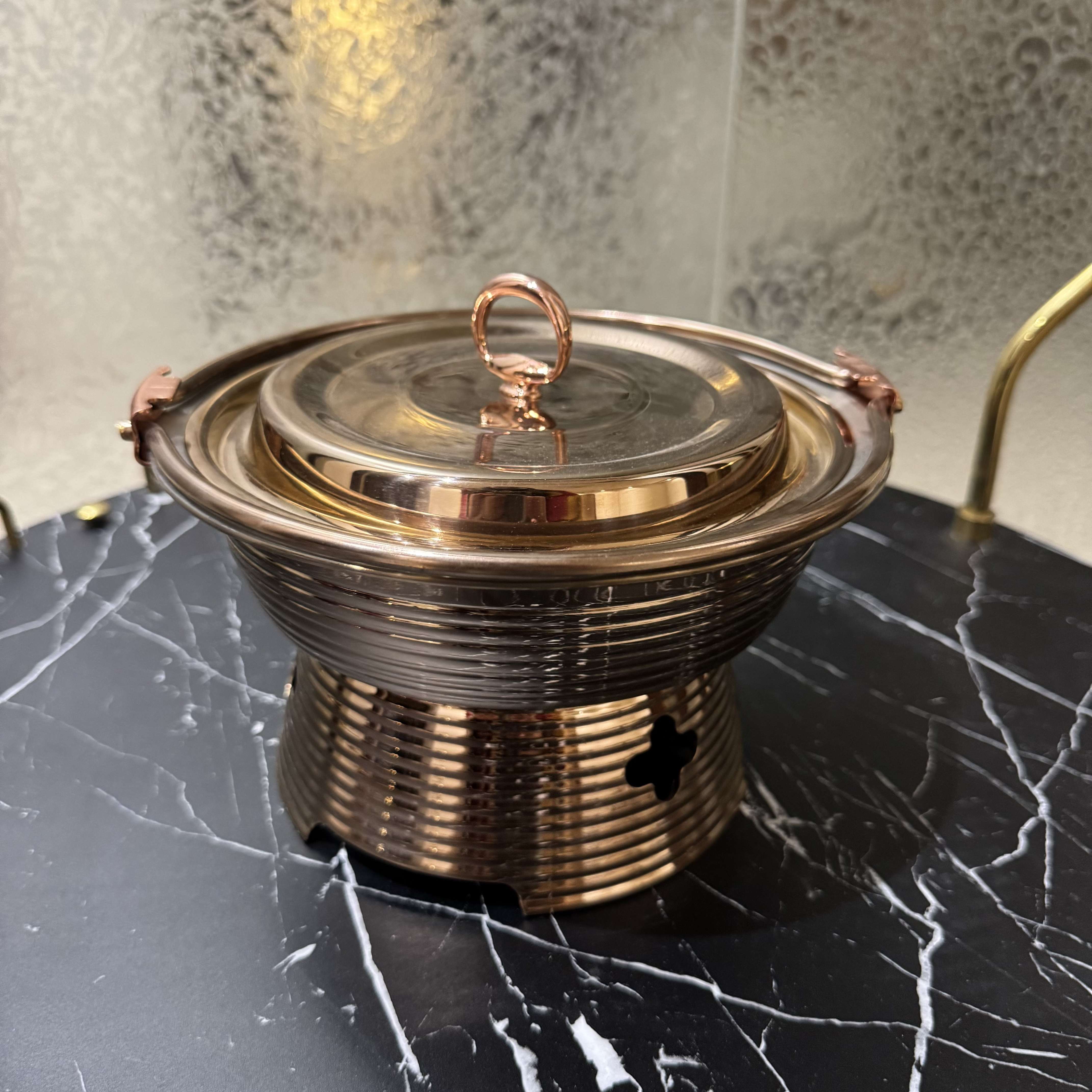 Handi Pot With Stand