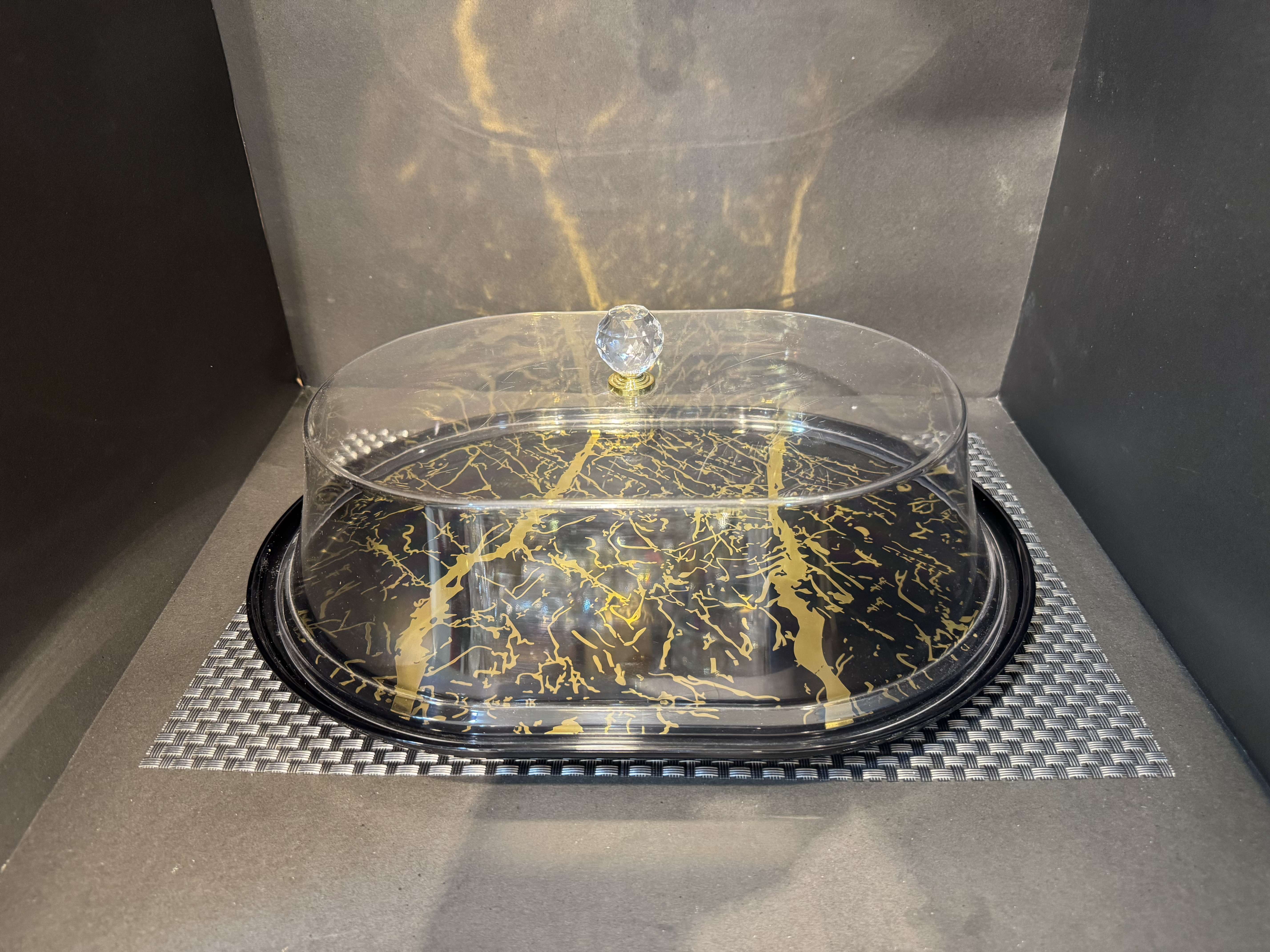 Acrylic Cake Dish