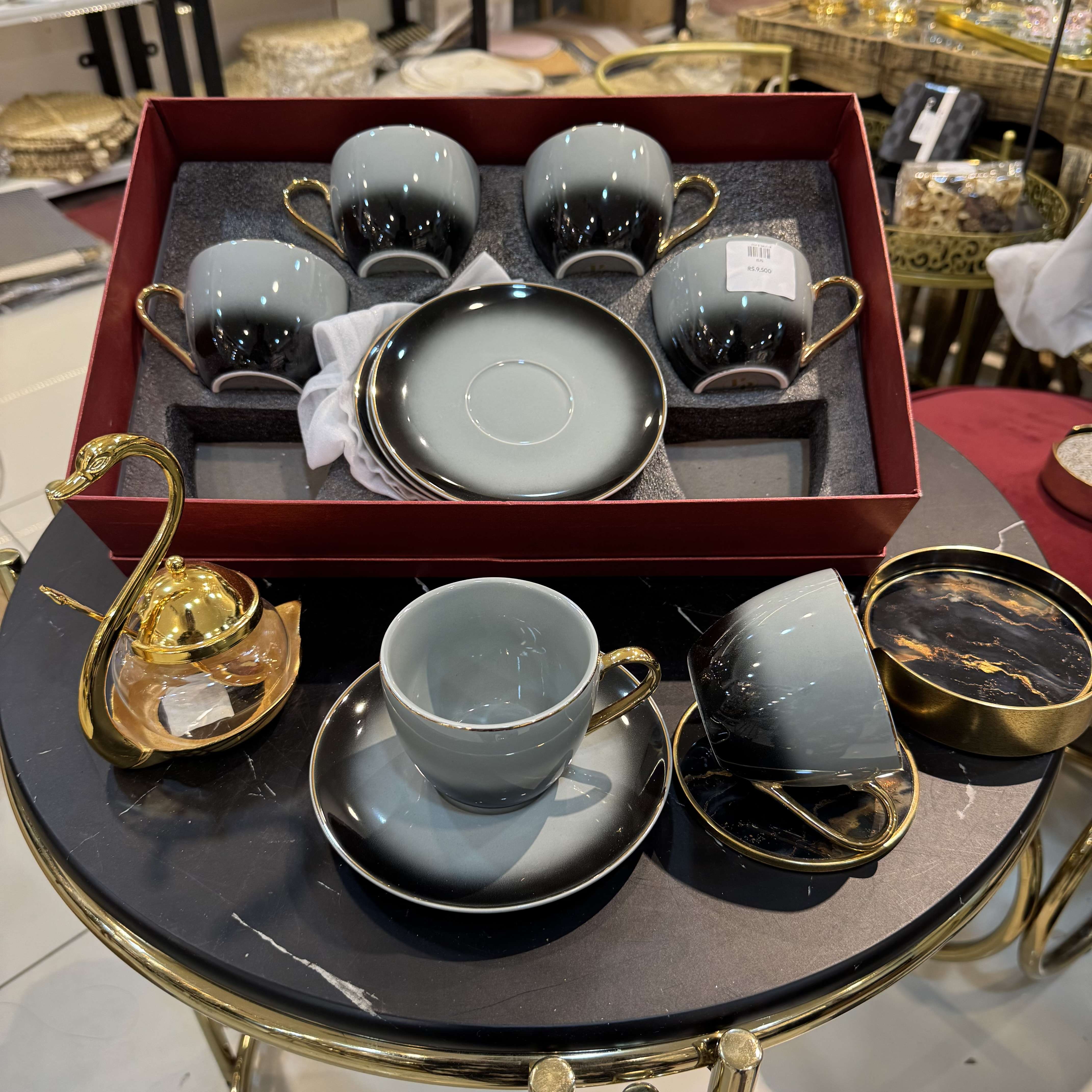 Cup & Saucer