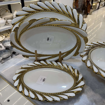 GOLDEN WHITE OVAL DISH