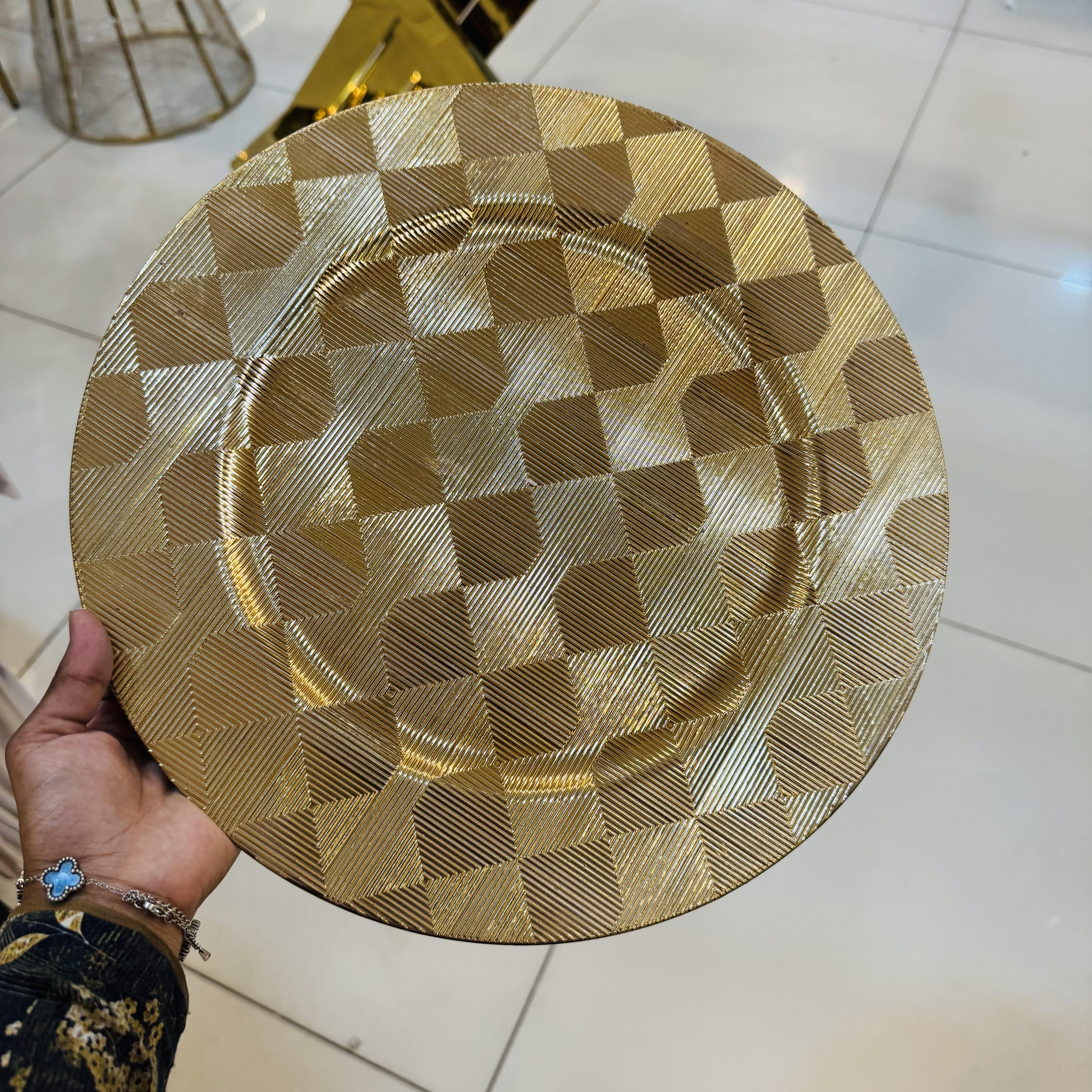 Plate Charger