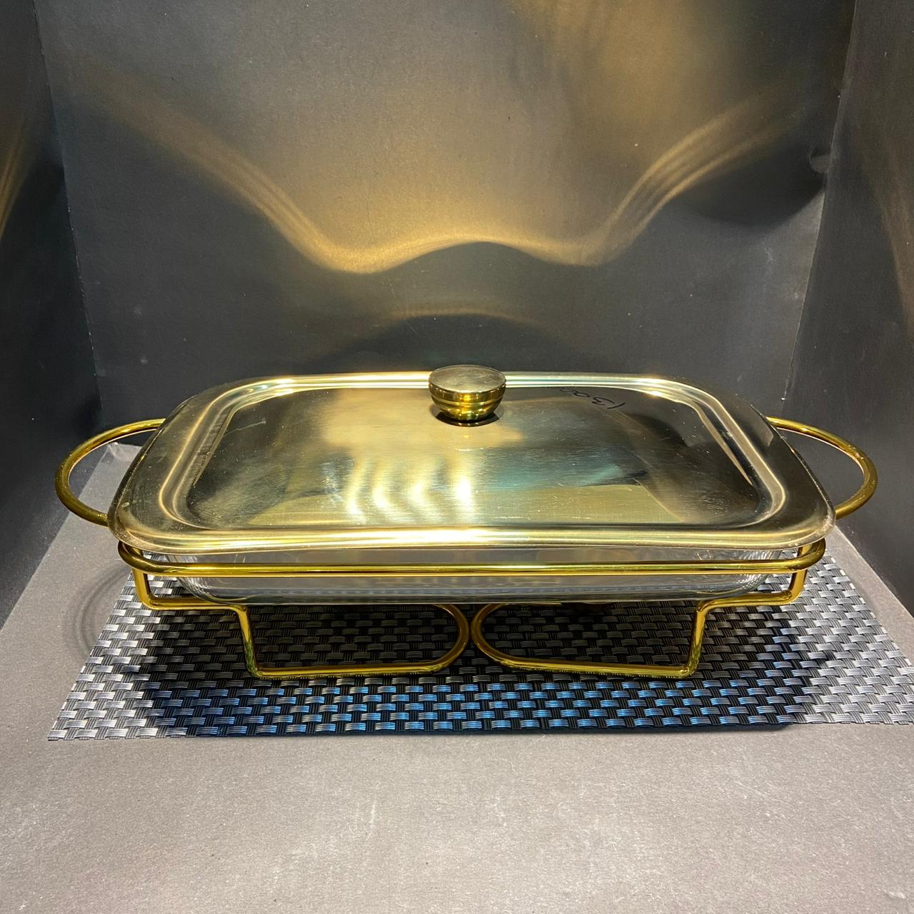 Buffet Dish
