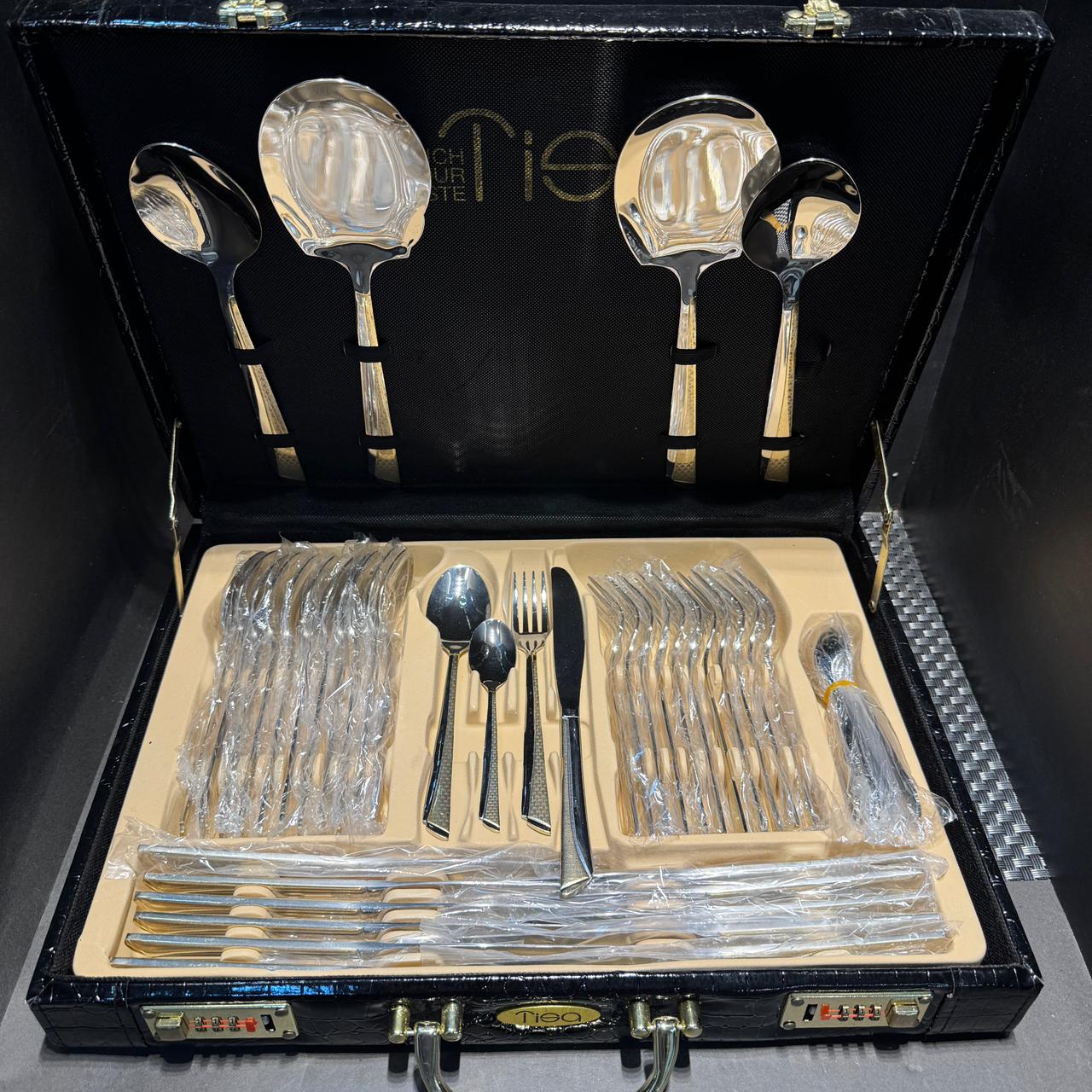 Cutlery Set 28/pcs