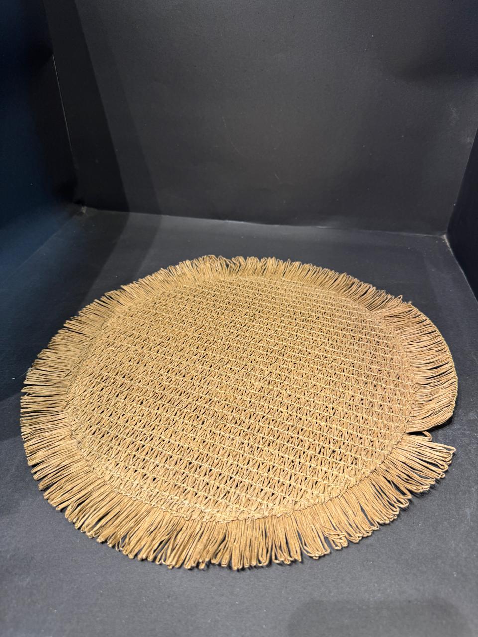 Round Table Mat