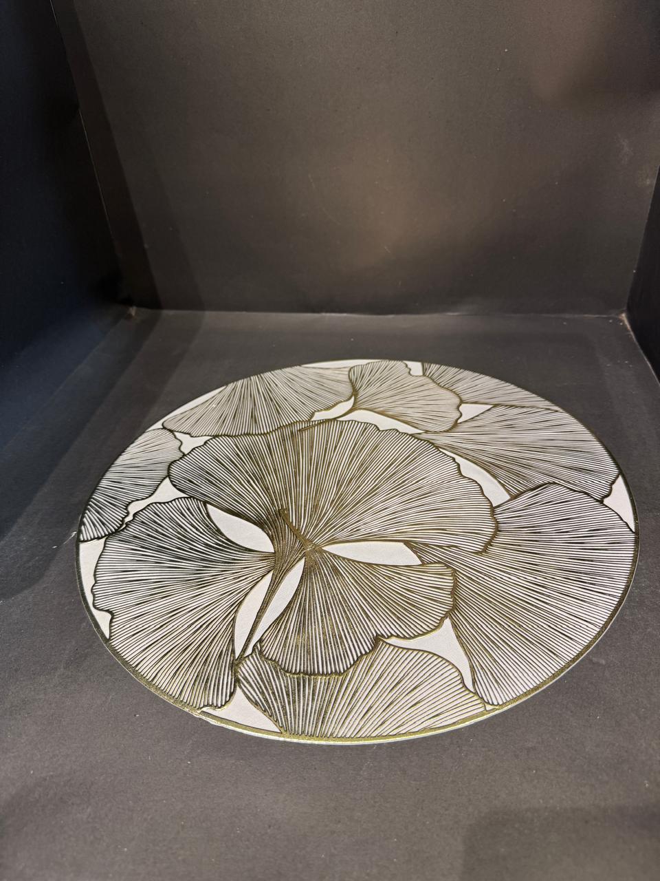 Round Table Mat