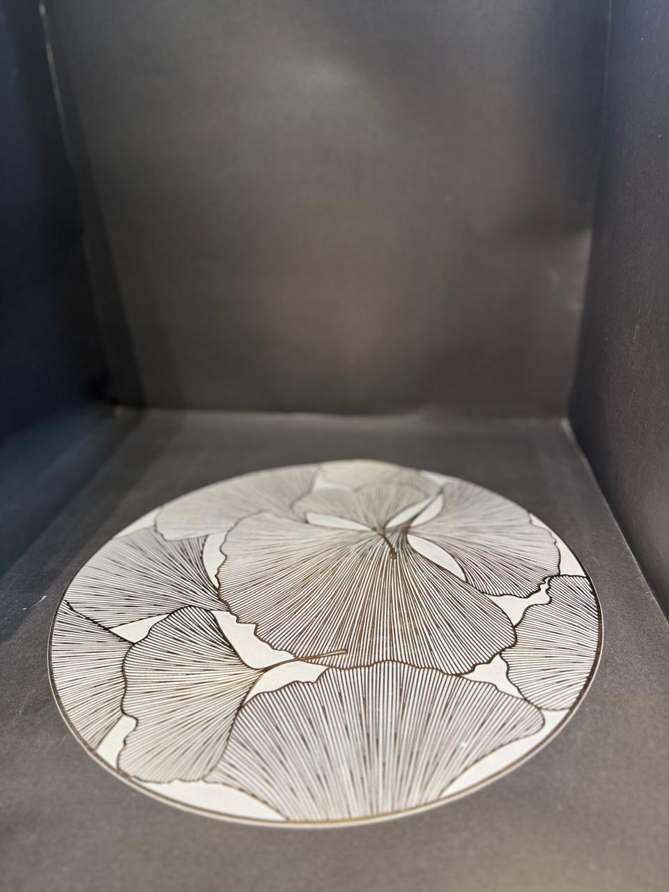 Round Table Mat