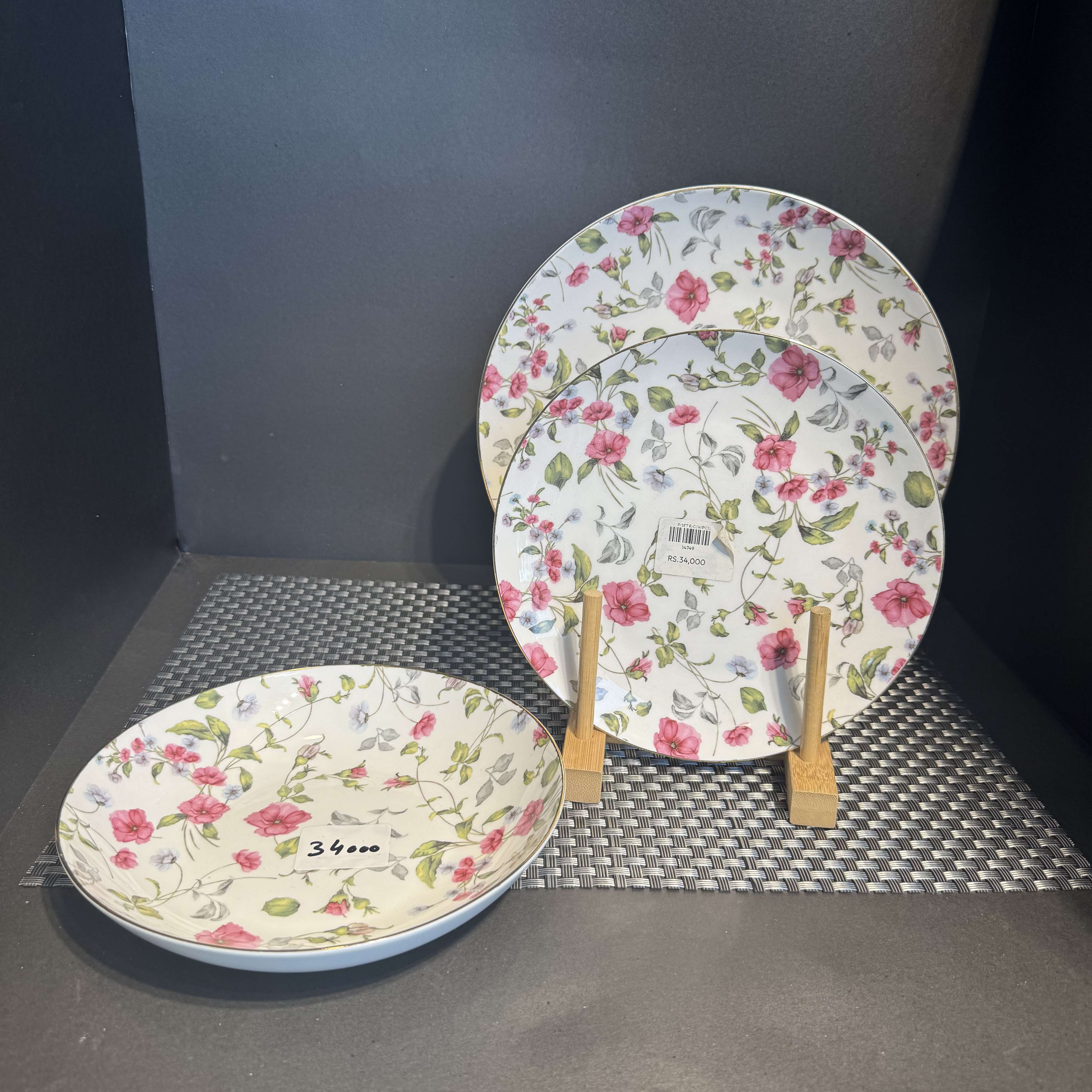 18/pcs Plate Set