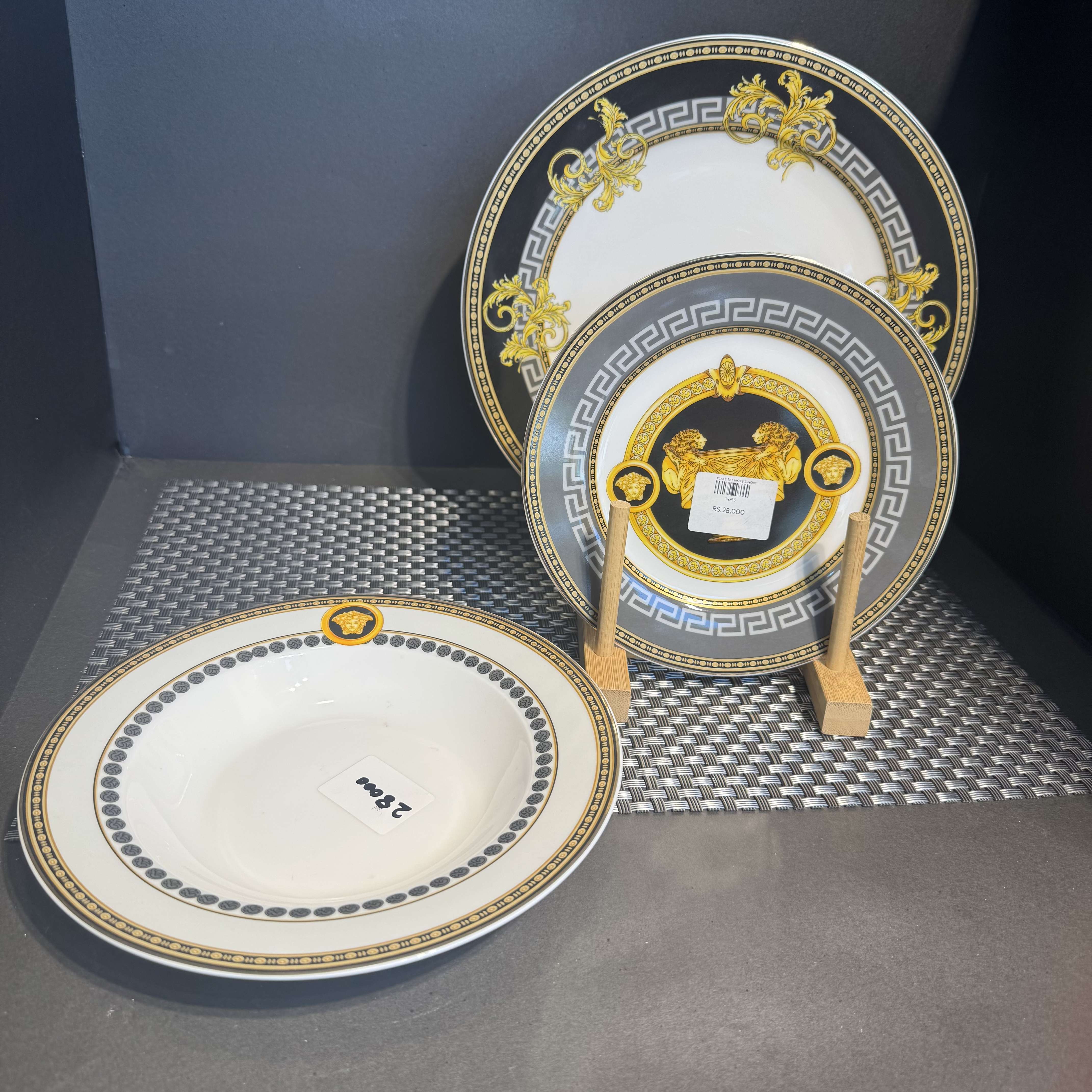 18/pcs Plate Set