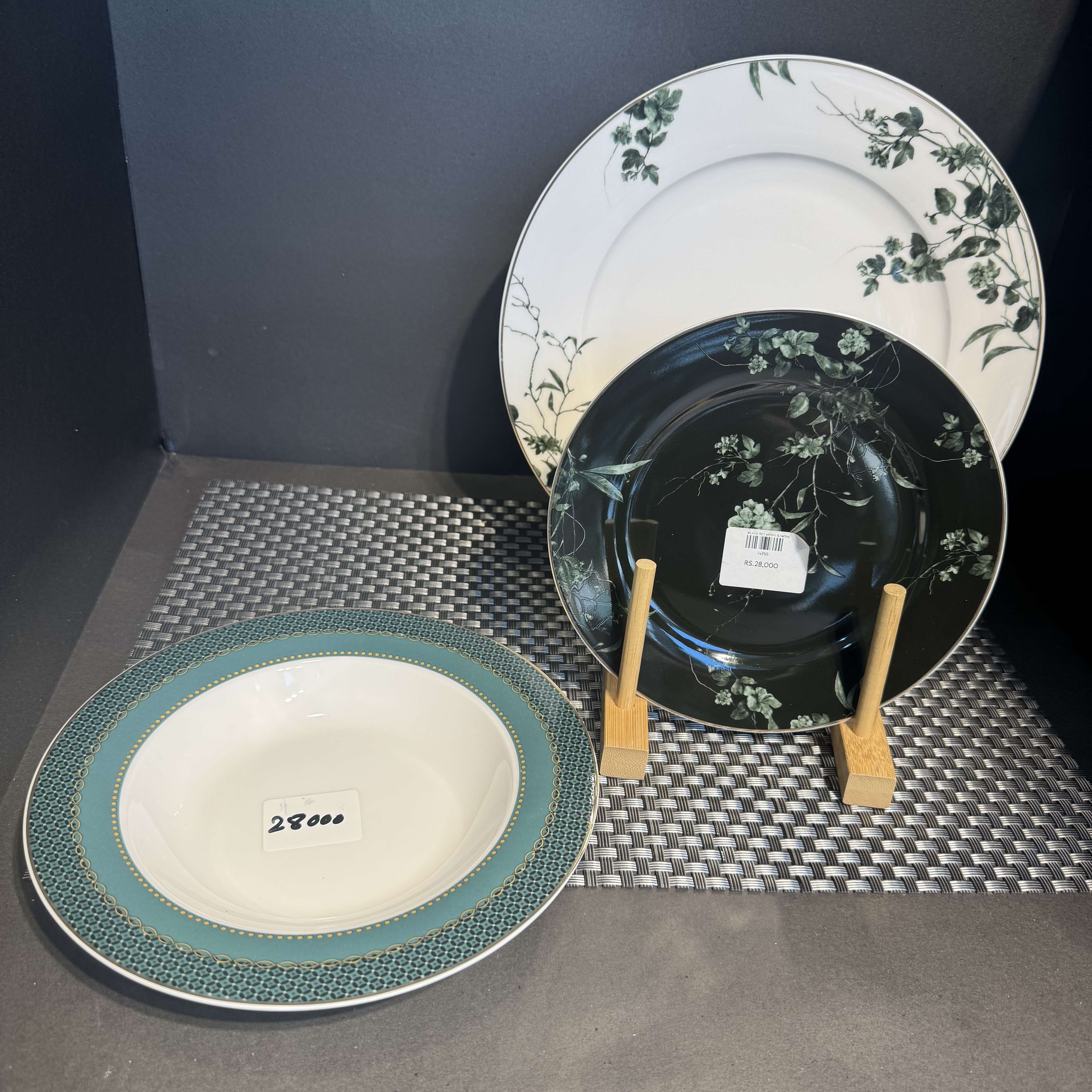 18/pcs Plate Set