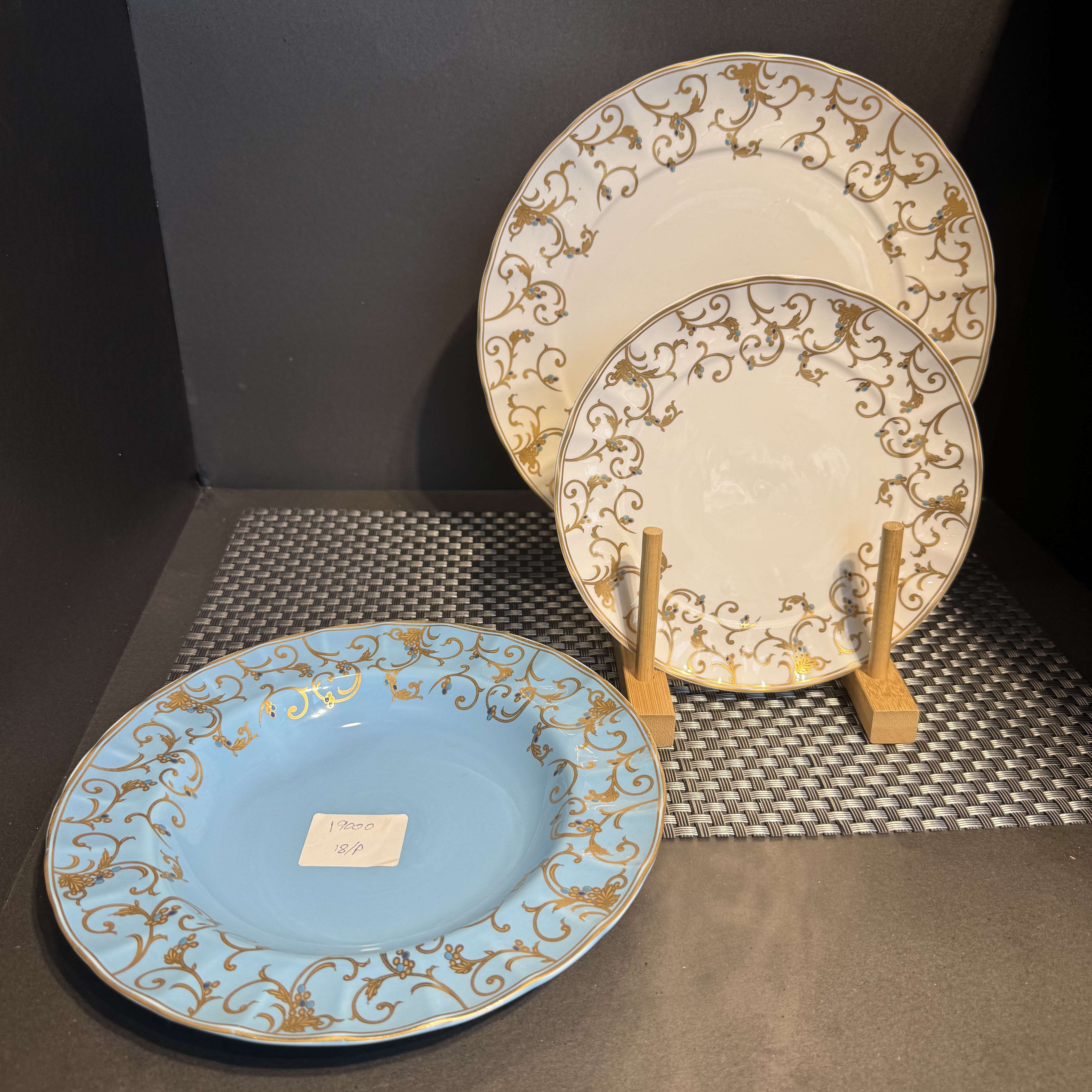 18/pcs Plate Set
