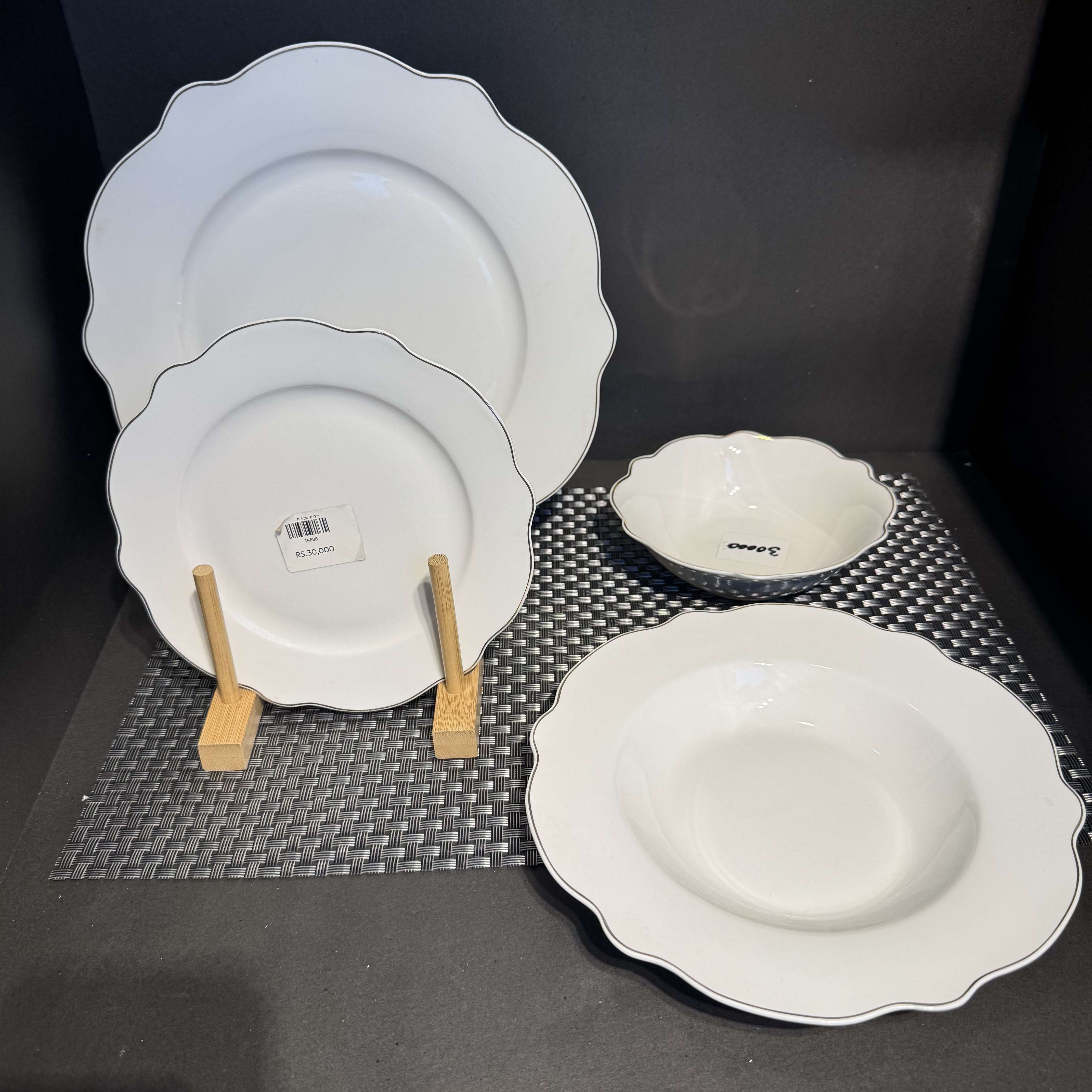 24/pcs Plate Set