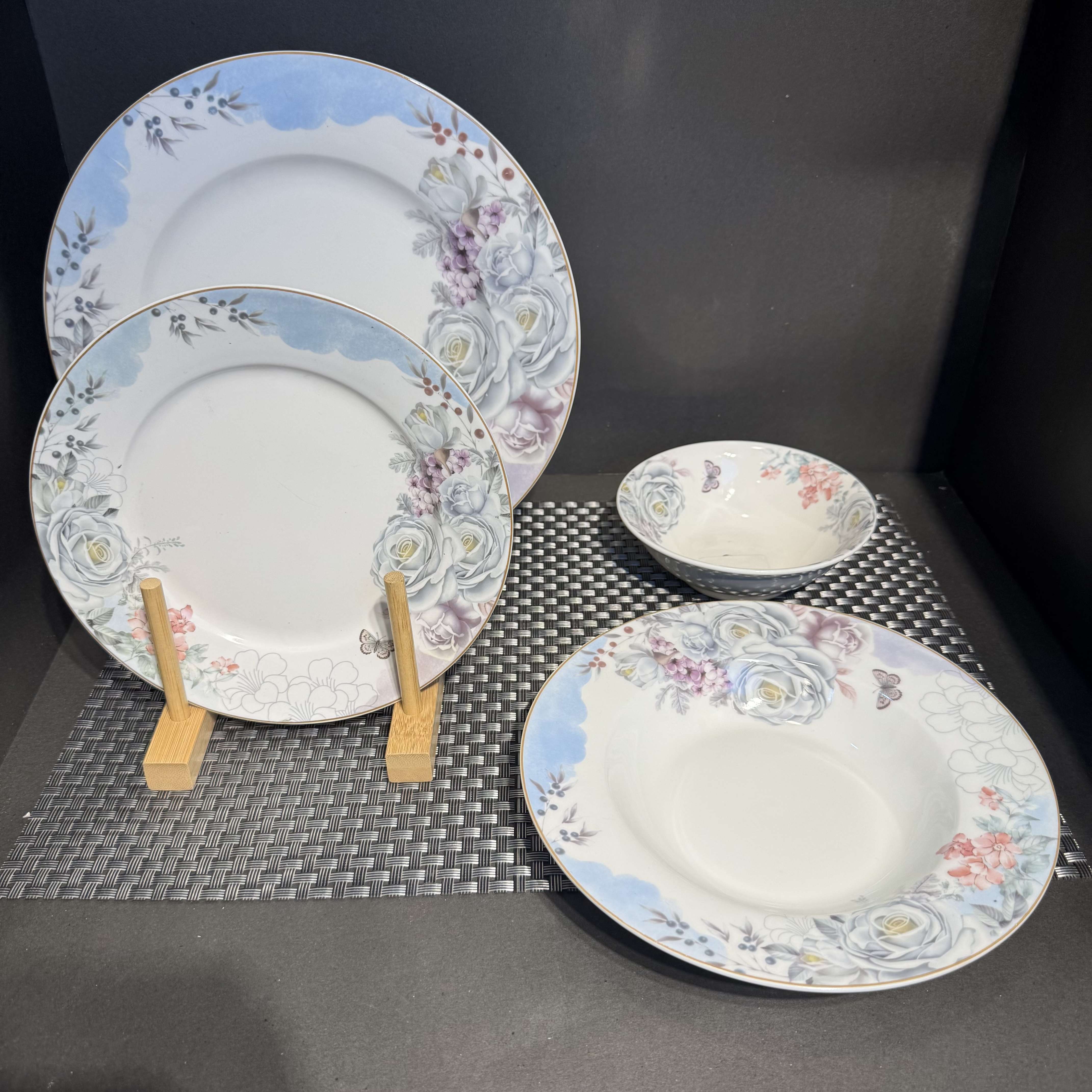 24/pcs Plate Set
