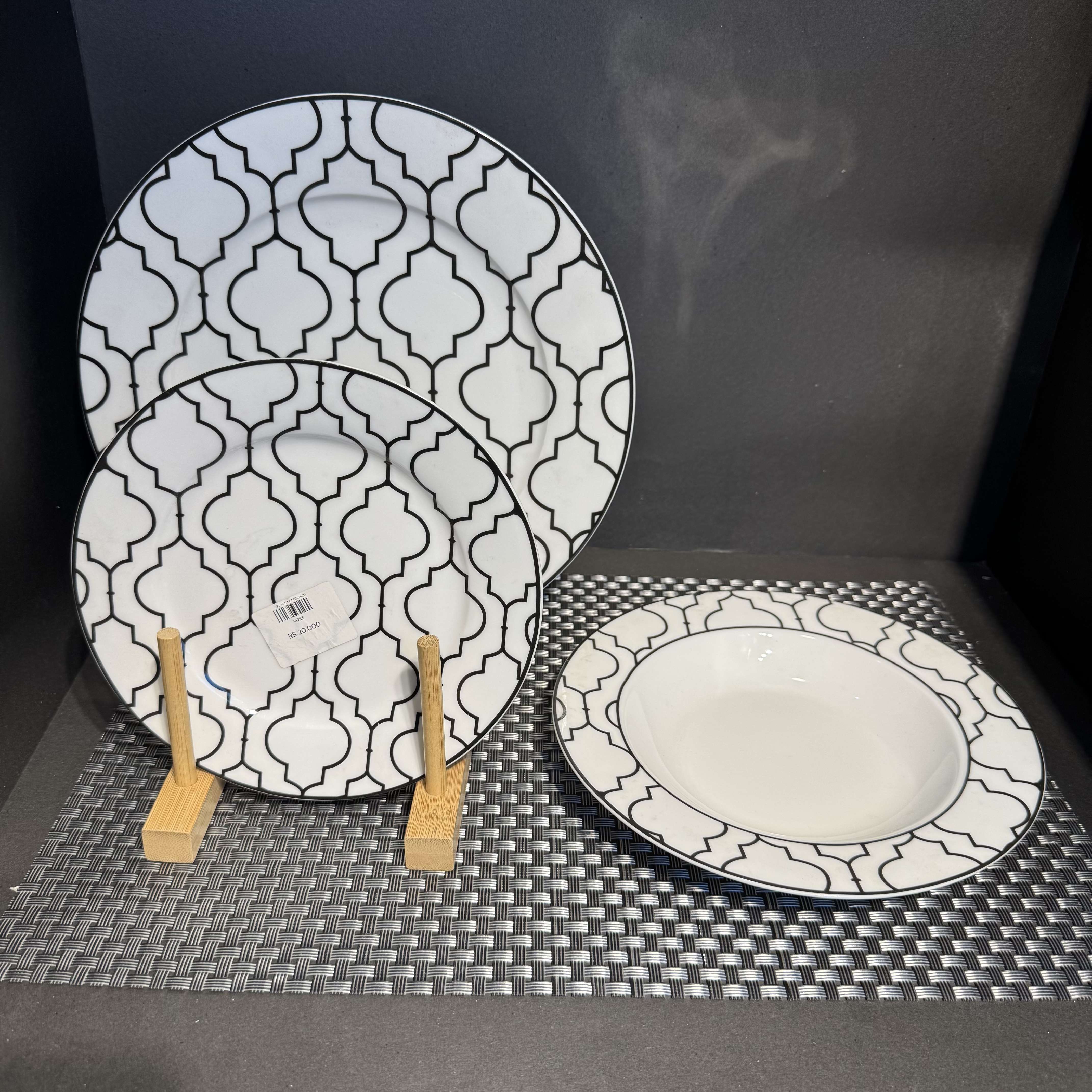 18/pcs Plate Set