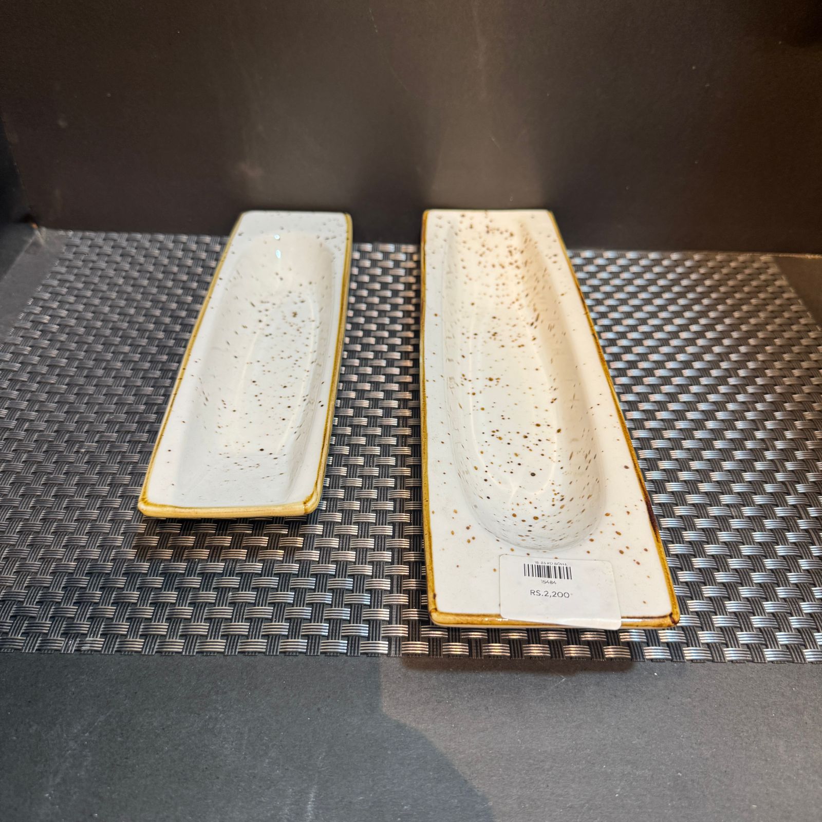 PORCELAIN DISH