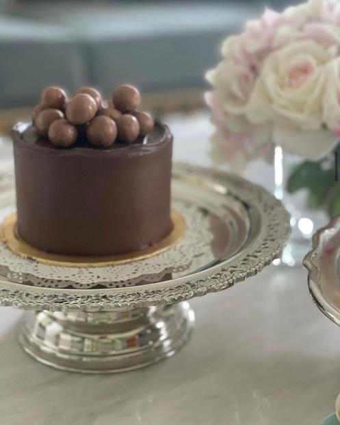 Round Cake Dish (12'')